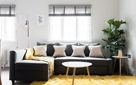 The Soho Hideout - Modern & Central 2Bdr